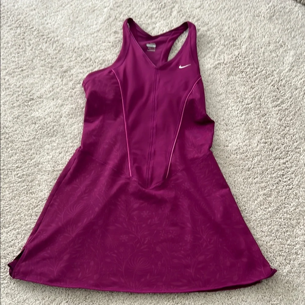 Nike Magenta Sports Dress - Picture 1 of 2